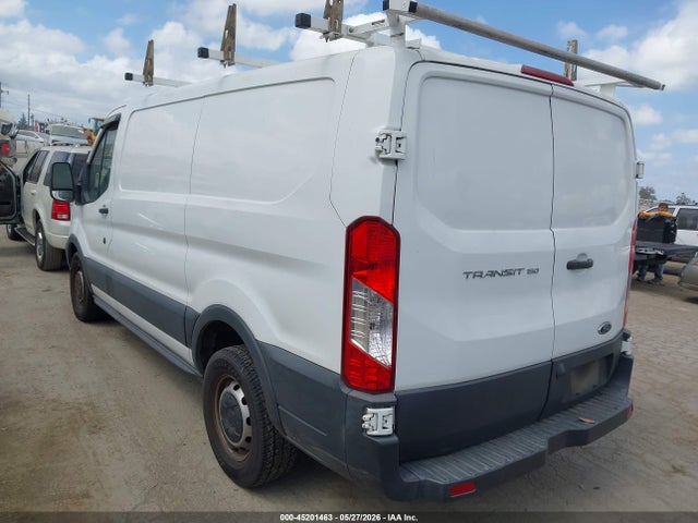 45201463 :رقم المزاد ، 1FTYE1ZM6GKA06920 vin ، 2016 Ford Transit-150 مزاد بيع