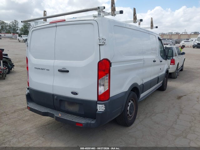 45201463 :رقم المزاد ، 1FTYE1ZM6GKA06920 vin ، 2016 Ford Transit-150 مزاد بيع