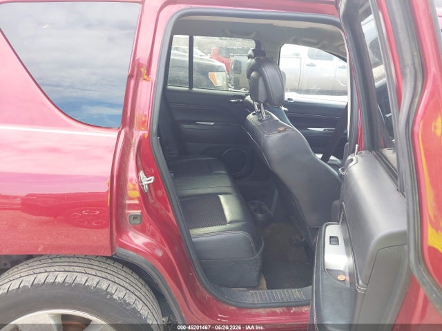 1C4NJDEB8GD687137 Jeep Compass Latitude