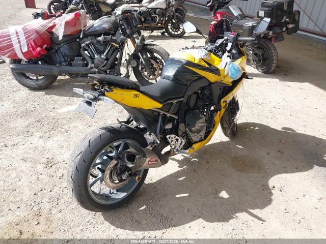 Suzuki Gsx800 F 2024 JS1EM13B2R7101701 Image 4