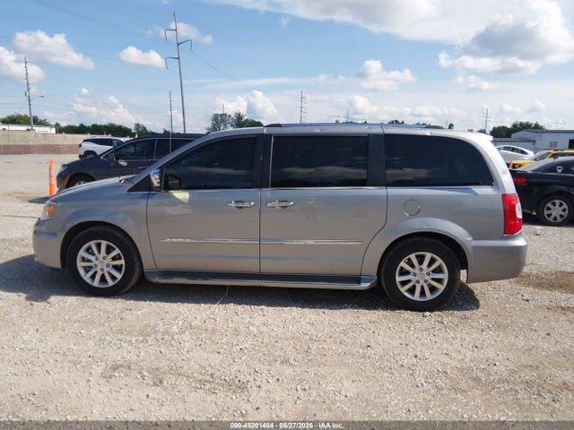 2015 Chrysler Town & Country Limited Platinum მანქანა იყიდება აუქციონზე, vin: 2C4RC1GG2FR753227, აუქციონის ნომერი: 45201484