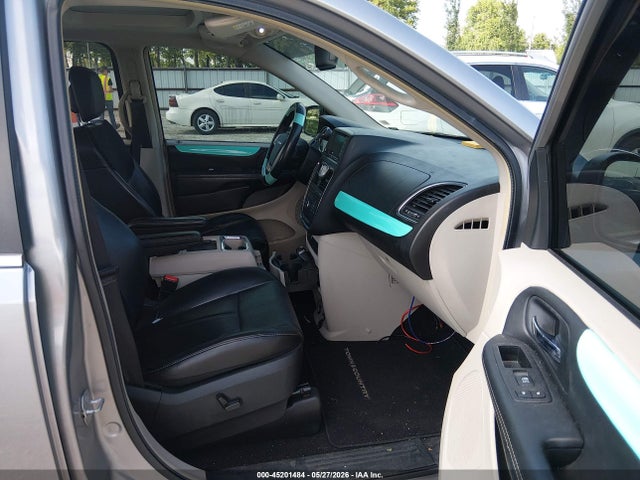 2015 Chrysler Town & Country Limited Platinum მანქანა იყიდება აუქციონზე, vin: 2C4RC1GG2FR753227, აუქციონის ნომერი: 45201484