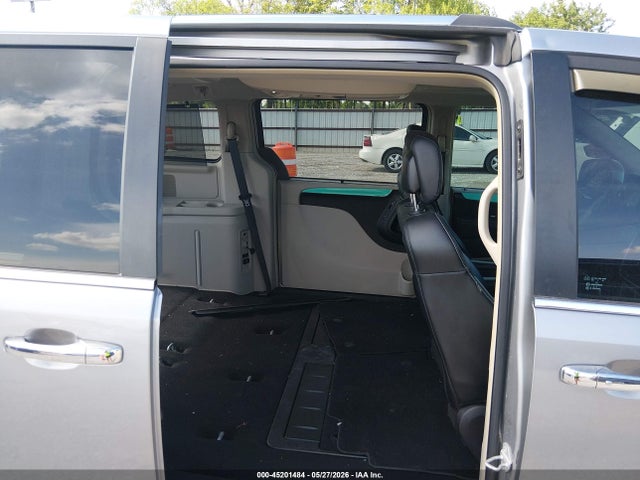2015 Chrysler Town & Country Limited Platinum მანქანა იყიდება აუქციონზე, vin: 2C4RC1GG2FR753227, აუქციონის ნომერი: 45201484