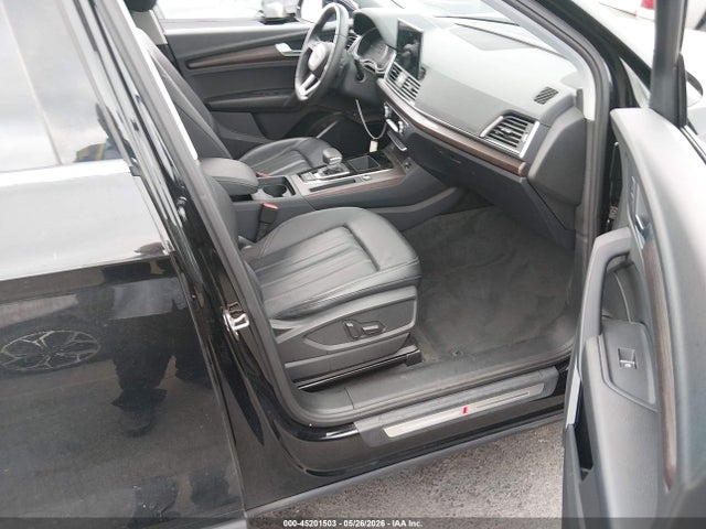 Продажа на аукционе авто 2023 Audi Q5 Premium 45 Tfsi S Line Quattro, vin: WA1GAAFY1P2100499, номер лота: 45201503