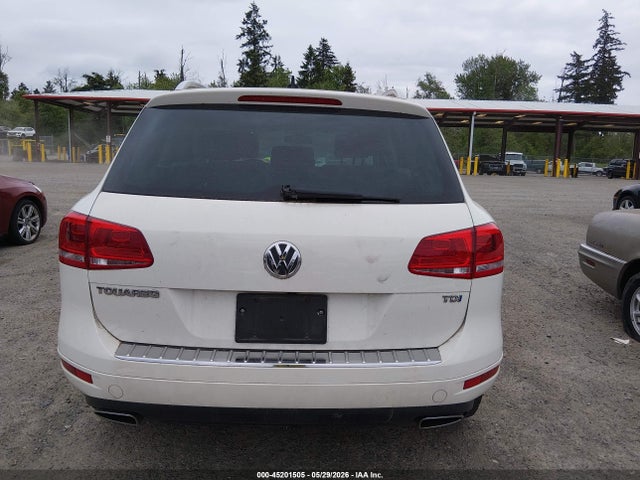 Aukcja sprzedaży 2011 Volkswagen Touareg Tdi Lux, vin: WVGFK9BP9BD003912, numer aukcji: 45201505