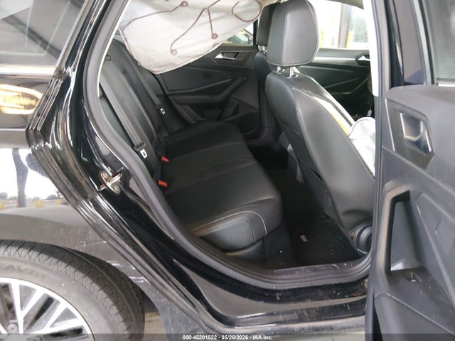 Продажа на аукционе авто 2019 Volkswagen Jetta 1.4t R-line/1.4t S/1.4t Se, vin: 3VWC57BU7KM198015, номер лота: 45201522
