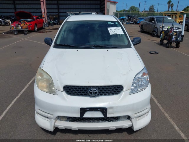 45201526 :رقم المزاد ، 2T1KR32E24C303818 vin ، 2004 Toyota Matrix Xr مزاد بيع
