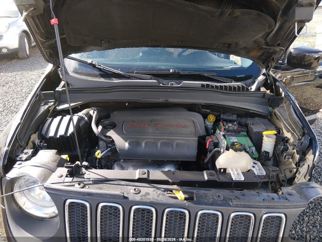Продажа на аукционе авто 2015 Jeep Renegade Latitude, vin: ZACCJBBT4FPB58860, номер лота: 45201530