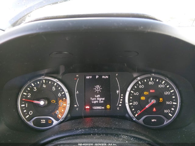 Продажа на аукционе авто 2015 Jeep Renegade Latitude, vin: ZACCJBBT4FPB58860, номер лота: 45201530