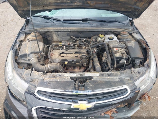 45201535 :رقم المزاد ، 1G1PE5SBXF7115001 vin ، 2015 Chevrolet Cruze 2lt Auto مزاد بيع