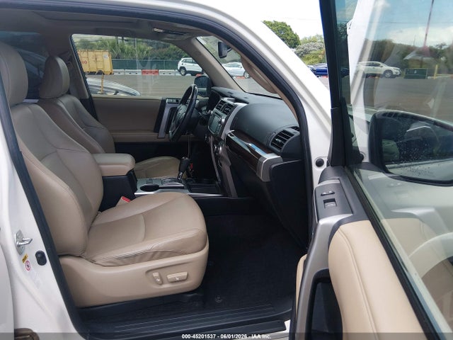 2014 Toyota 4runner Limited/sr5/sr5 Premium მანქანა იყიდება აუქციონზე, vin: JTEZU5JR8E5069417, აუქციონის ნომერი: 45201537