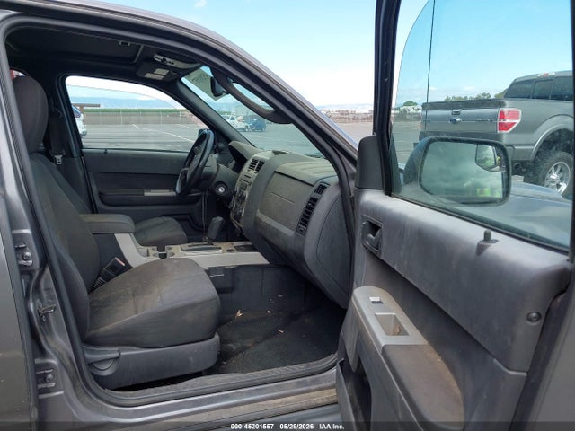 Продажа на аукционе авто 2011 Ford Escape Xlt, vin: 1FMCU0D77BKB77947, номер лота: 45201557