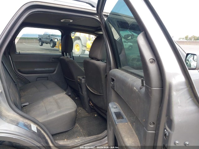 Продажа на аукционе авто 2011 Ford Escape Xlt, vin: 1FMCU0D77BKB77947, номер лота: 45201557