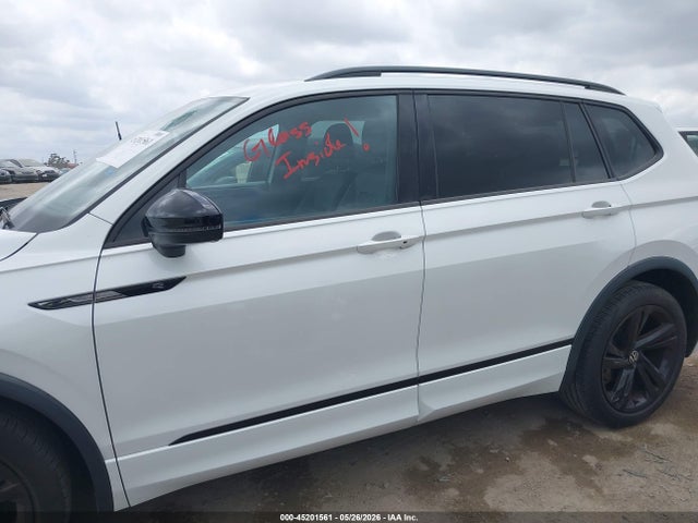 Продажа на аукционе авто 2023 Volkswagen Tiguan 2.0t Se R-line Black, vin: 3VVCB7AX6PM098844, номер лота: 45201561