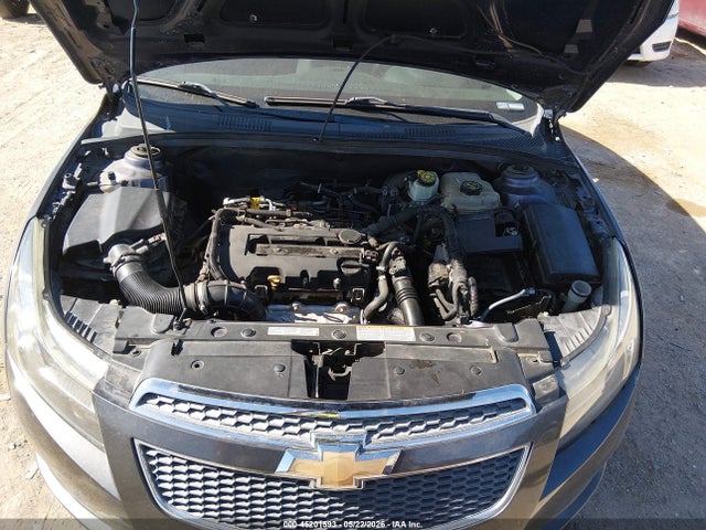 45201593 :رقم المزاد ، 1G1PC5SB5E7353455 vin ، 2014 Chevrolet Cruze 1lt Auto مزاد بيع