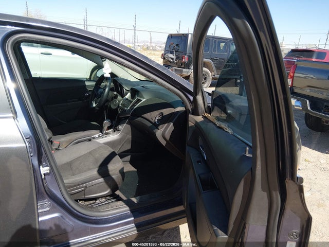 45201593 :رقم المزاد ، 1G1PC5SB5E7353455 vin ، 2014 Chevrolet Cruze 1lt Auto مزاد بيع