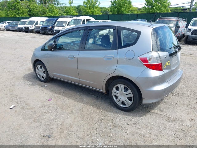 Продажа на аукционе авто 2010 Honda Fit, vin: JHMGE8H20AS001514, номер лота: 45201598