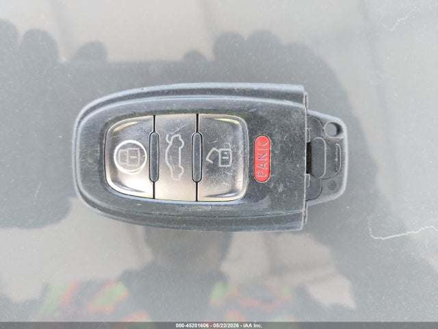 2013 Audi A4 2.0t Premium მანქანა იყიდება აუქციონზე, vin: WAUAFAFL4DN044437, აუქციონის ნომერი: 45201606