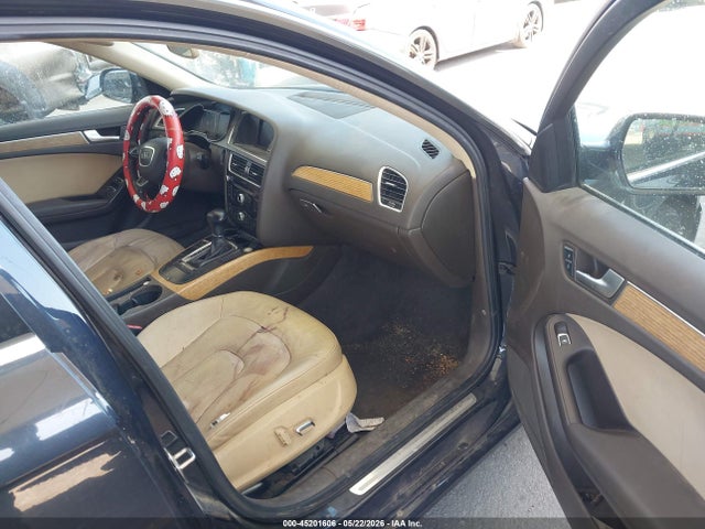 2013 Audi A4 2.0t Premium მანქანა იყიდება აუქციონზე, vin: WAUAFAFL4DN044437, აუქციონის ნომერი: 45201606