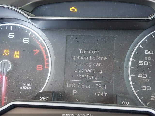 2013 Audi A4 2.0t Premium მანქანა იყიდება აუქციონზე, vin: WAUAFAFL4DN044437, აუქციონის ნომერი: 45201606