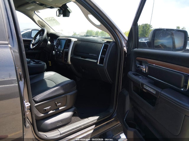 Продаж на аукціоні авто 2017 Ram 1500 Laramie  4x4 6'4 Box, vin: 1C6RR7JG5HS830207, номер лоту: 45201611