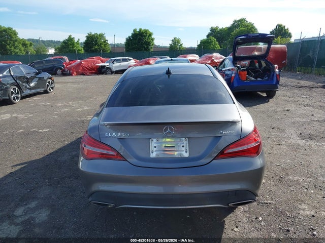 Mercedes-Benz CLA 250 4MATIC 2019 WDDSJ4GB0KN770313 Image 16