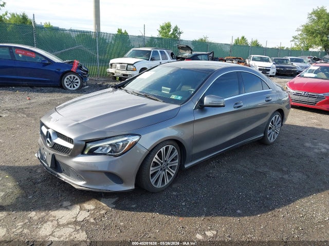 Mercedes-Benz CLA 250 4MATIC 2019 WDDSJ4GB0KN770313 Image 2