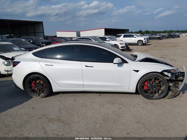 Tesla Model 3 Performance All-wheel Drive 2024 5YJ3E1ET7RF789365 Image 12