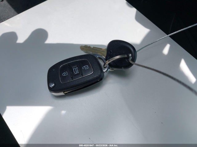 Продаж на аукціоні авто 2019 Hyundai Elantra Se, vin: 5NPD74LF2KH433815, номер лоту: 45201647