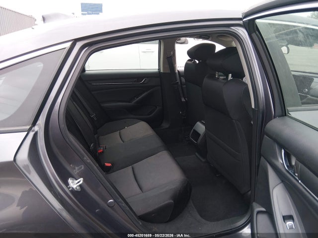 45201689 :رقم المزاد ، 1HGCV1F1XNA040464 vin ، 2022 Honda Accord Lx مزاد بيع