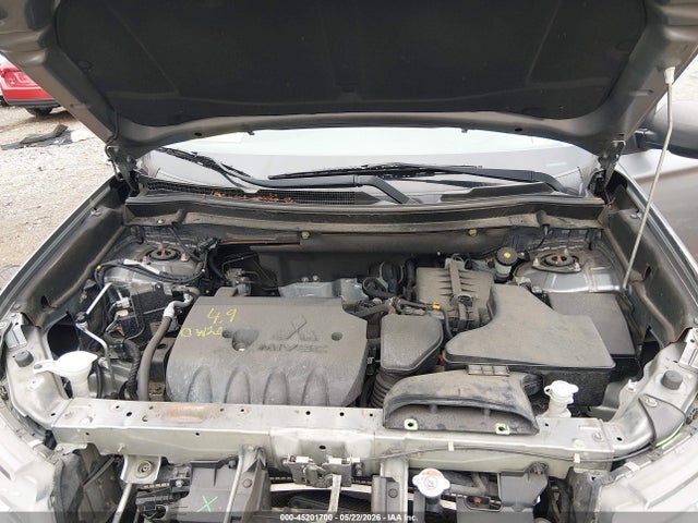 Продаж на аукціоні авто 2018 Mitsubishi Outlander Es, vin: JA4AD2A34JZ038741, номер лоту: 45201700