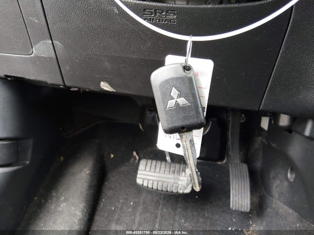 Продаж на аукціоні авто 2018 Mitsubishi Outlander Es, vin: JA4AD2A34JZ038741, номер лоту: 45201700