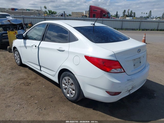 45201703 :رقم المزاد ، KMHCT4AE6FU867230 vin ، 2015 Hyundai Accent Gls مزاد بيع