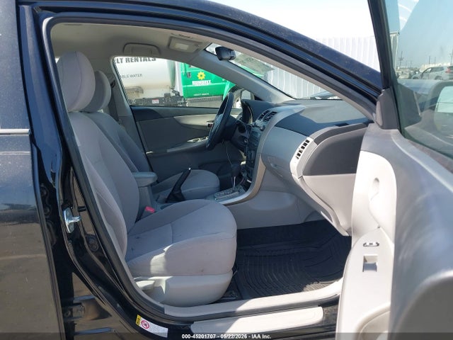 45201707 :رقم المزاد ، JTDBU4EE0B9150178 vin ، 2011 Toyota Corolla Le مزاد بيع