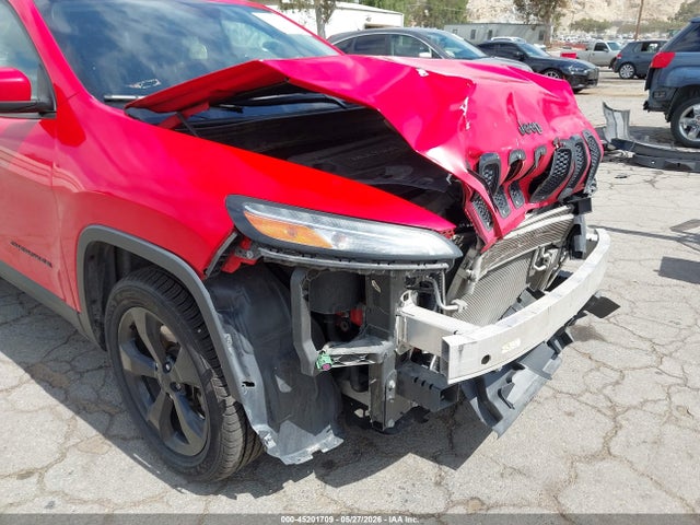 45201709 :رقم المزاد ، 1C4PJLCB4JD620306 vin ، 2018 Jeep Cherokee Latitude Fwd مزاد بيع