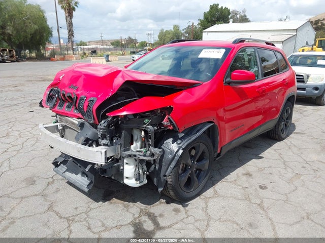 45201709 :رقم المزاد ، 1C4PJLCB4JD620306 vin ، 2018 Jeep Cherokee Latitude Fwd مزاد بيع