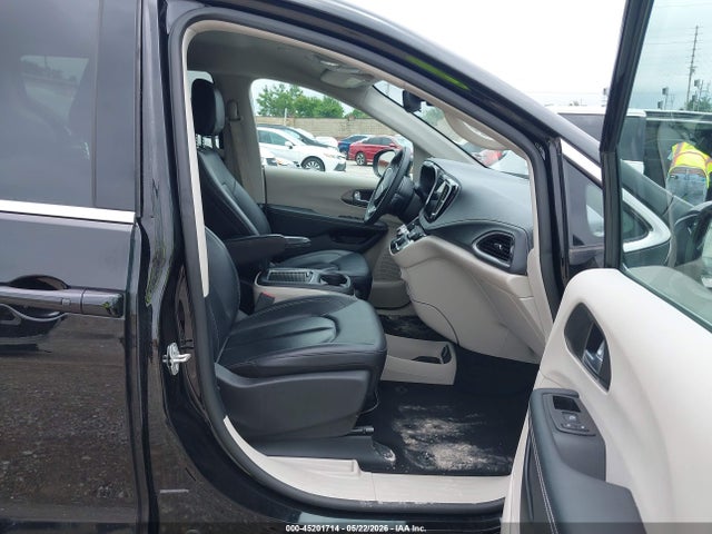 Продажа на аукционе авто 2024 Chrysler Pacifica Hybrid Select, vin: 2C4RC1S76RR134626, номер лота: 45201714