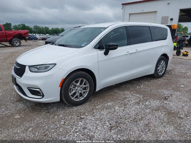 2026 Chrysler Pacifica Select მანქანა იყიდება აუქციონზე, vin: 2C4RC1BG4TR220847, აუქციონის ნომერი: 45201725