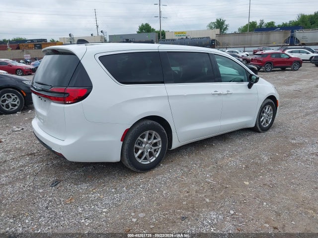 2026 Chrysler Pacifica Select მანქანა იყიდება აუქციონზე, vin: 2C4RC1BG4TR220847, აუქციონის ნომერი: 45201725