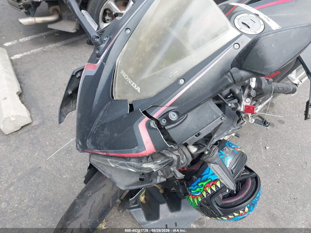 MLHPC6255M5200296 Honda Cbr500 Ra