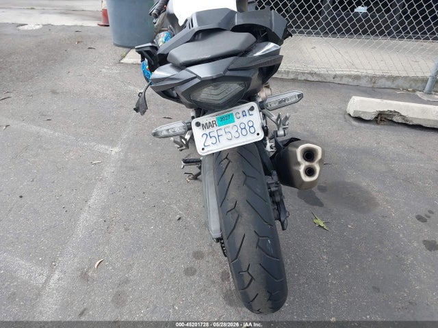 MLHPC6255M5200296 Honda Cbr500 Ra