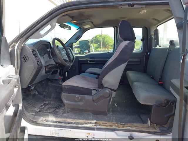 Auction sale of the 2015 Ford F-450 Chassis Xl, vin: 1FD0X4HT1FEC58374, lot number: 45201739