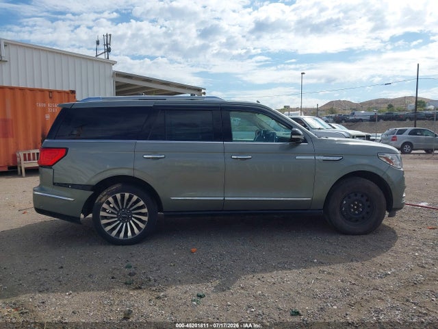 5LMJJ2LTXKEL04969 Lincoln Navigator Reserve
