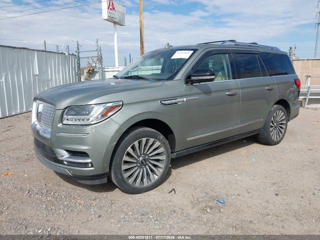 5LMJJ2LTXKEL04969 Lincoln Navigator Reserve