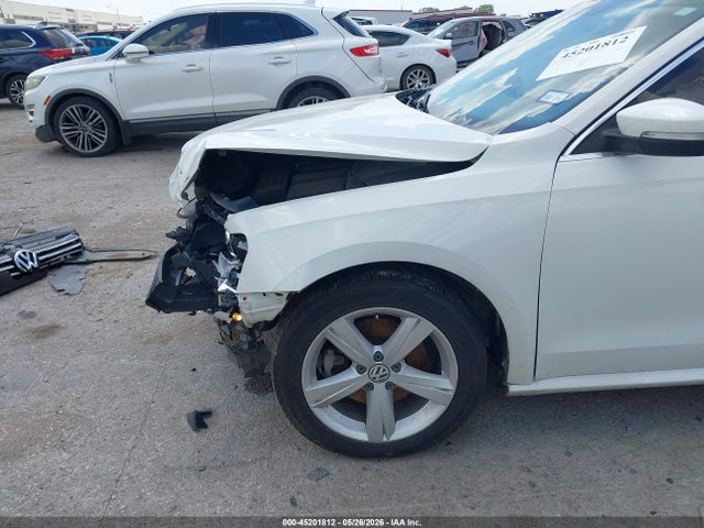 Aukcja sprzedaży 2015 Volkswagen Passat 1.8t Se, vin: 1VWBS7A33FC004178, numer aukcji: 45201812
