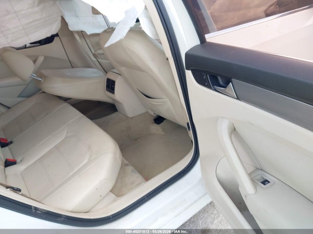 Aukcja sprzedaży 2015 Volkswagen Passat 1.8t Se, vin: 1VWBS7A33FC004178, numer aukcji: 45201812