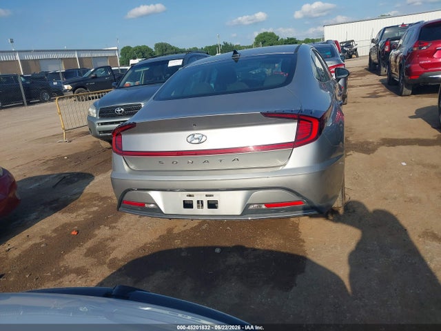 45201832 :رقم المزاد ، 5NPEG4JA2MH128765 vin ، 2021 Hyundai Sonata Se مزاد بيع
