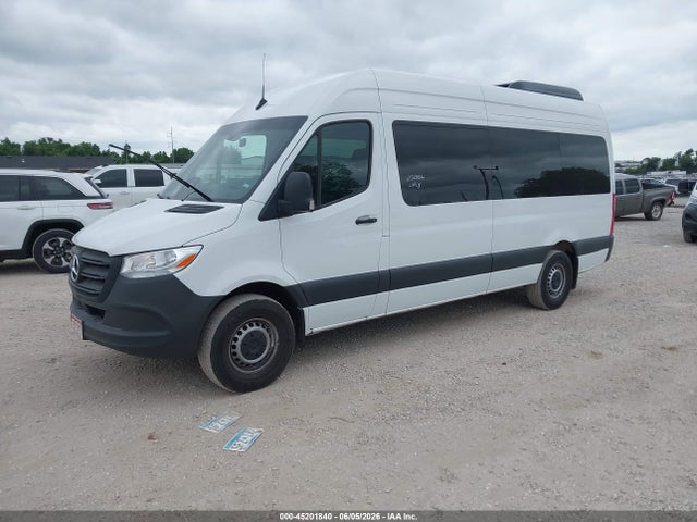 45201840 :رقم المزاد ، W1Z4KGHY7TT603651 vin ، 2026 Mercedes-benz Sprinter 2500 High Roof 4-cyl Diesel مزاد بيع