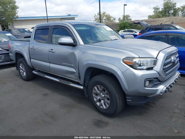Toyota Tacoma Sr5 V6 2017 5TFAZ5CNXHX033346 головне зображення