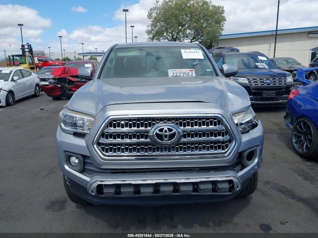 5TFAZ5CNXHX033346 Toyota Tacoma Sr5 V6